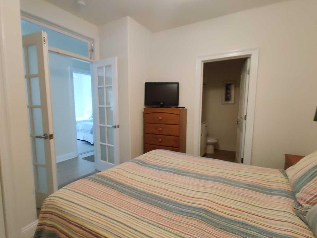 5501 ATLANTIC AVENUE MONARCH CONDOMINIUMS 112 WILDWOOD CREST SUMMER VACATION RENTALS with